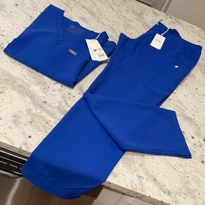 Winning blue figs scrubs